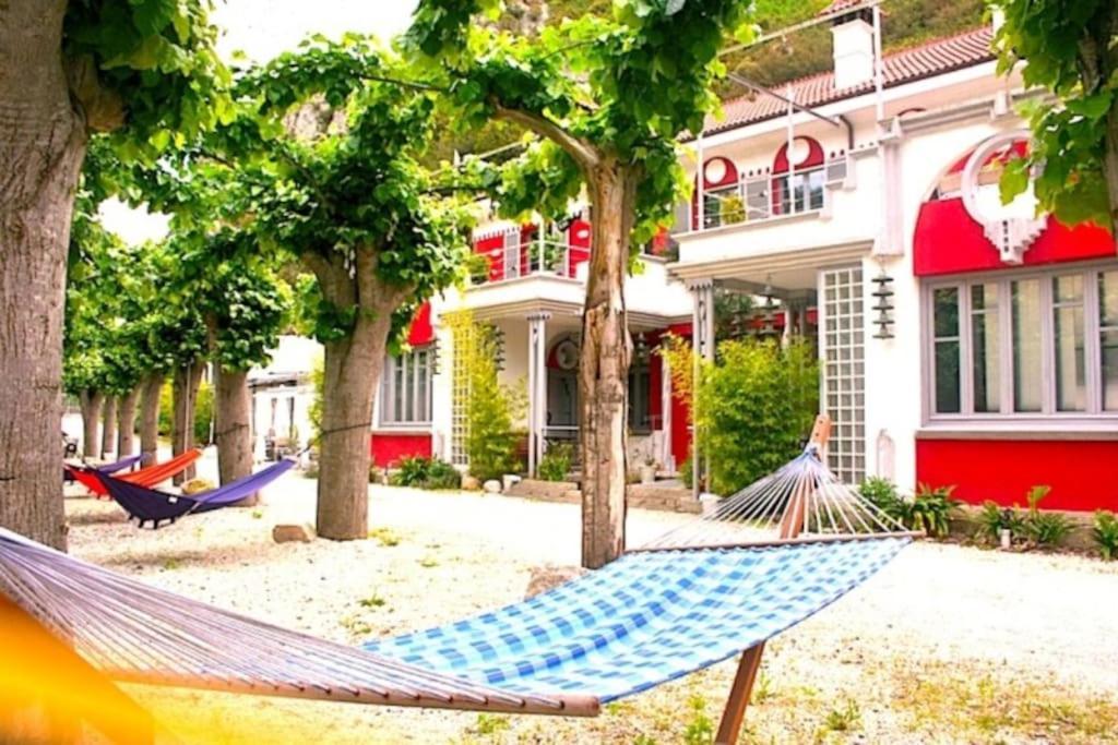 Zentral Club Apartamento Proton-Jacuzzi Belmonte De Miranda Eksteriør billede