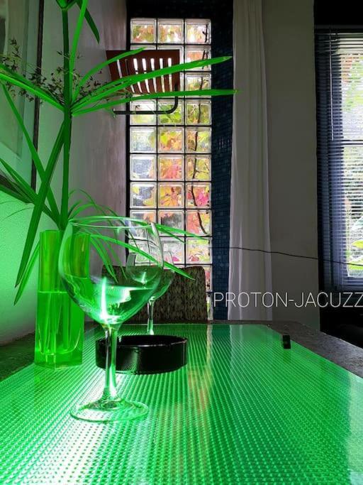 Zentral Club Apartamento Proton-Jacuzzi Belmonte De Miranda Eksteriør billede
