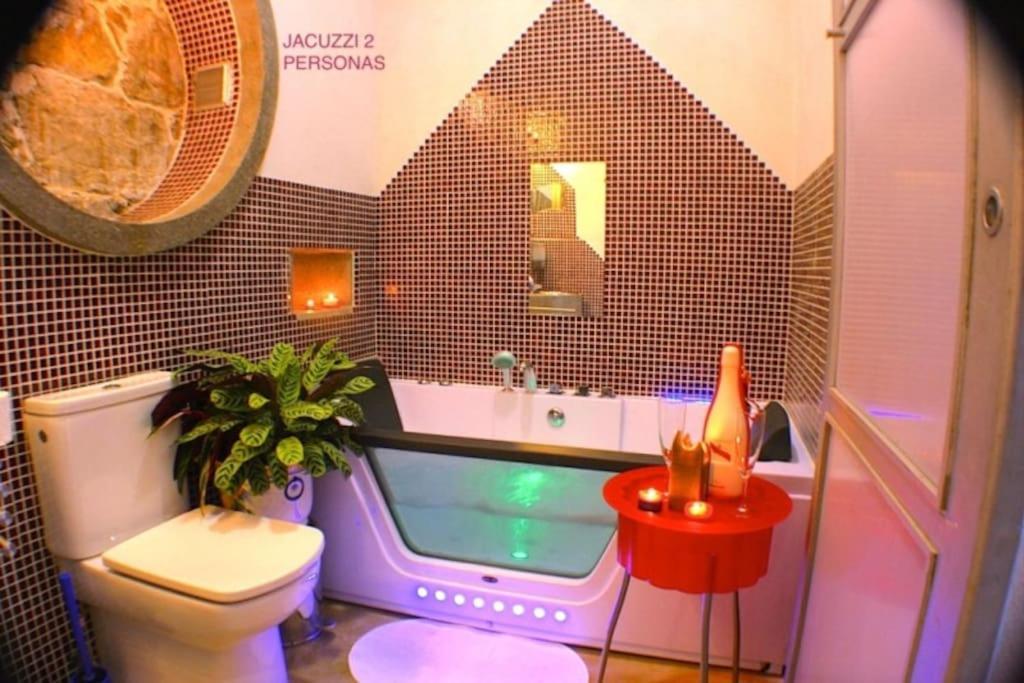 Zentral Club Apartamento Proton-Jacuzzi Belmonte De Miranda Eksteriør billede